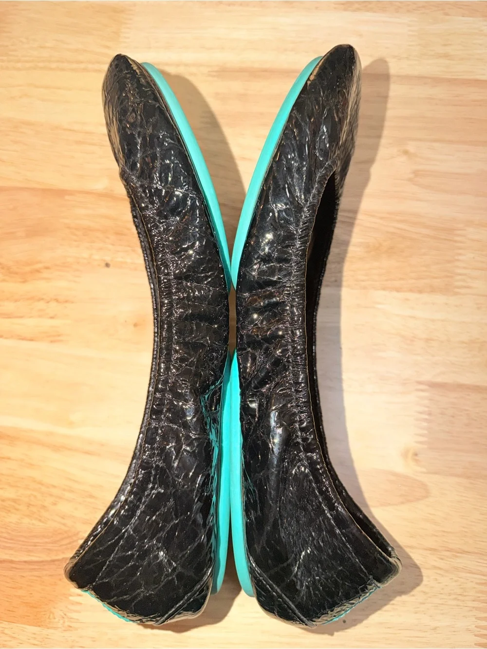 Tieks Patent Black